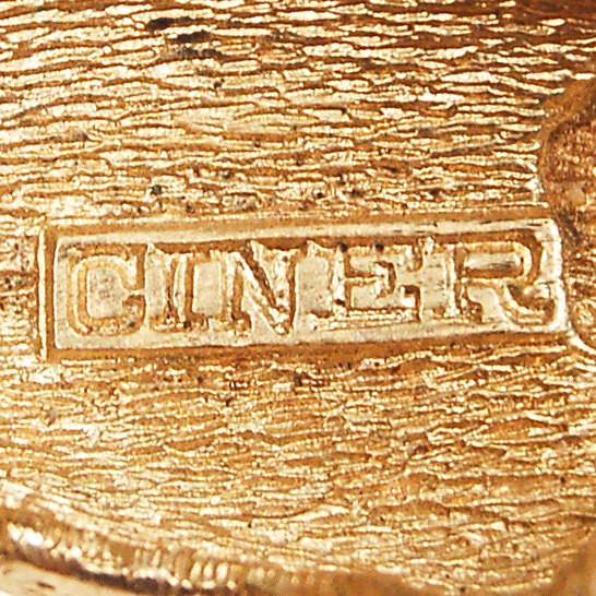 Ciner Elephant Brooch, Rhinestones by Ciner - Vintage Meet Modern Vintage Jewelry - Chicago, Illinois - #oldhollywoodglamour #vintagemeetmodern #designervintage #jewelrybox #antiquejewelry #vintagejewelry