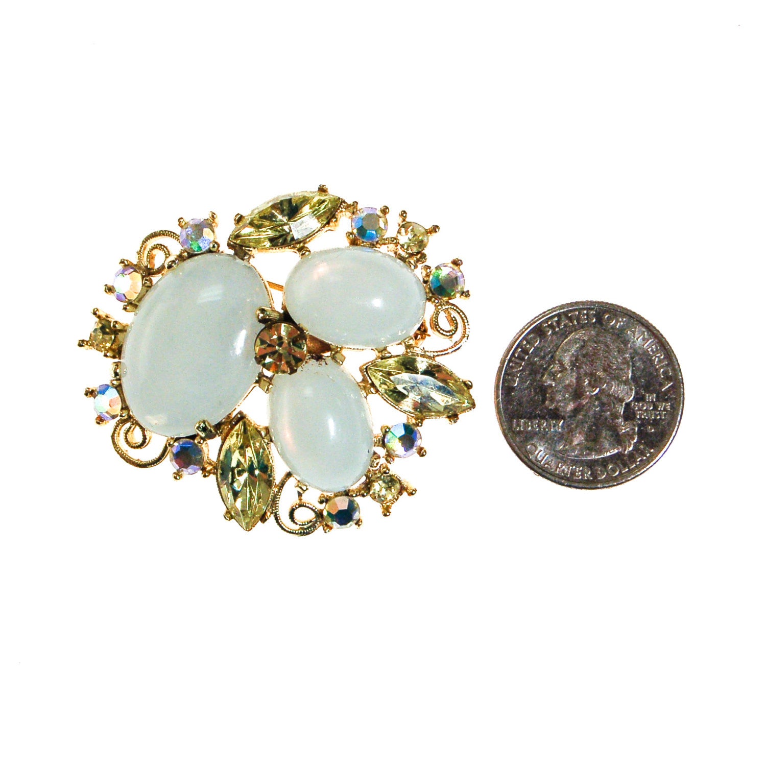 Yellow, White, Opaline Rhinestone Brooch by Unsigned Beauty - Vintage Meet Modern Vintage Jewelry - Chicago, Illinois - #oldhollywoodglamour #vintagemeetmodern #designervintage #jewelrybox #antiquejewelry #vintagejewelry