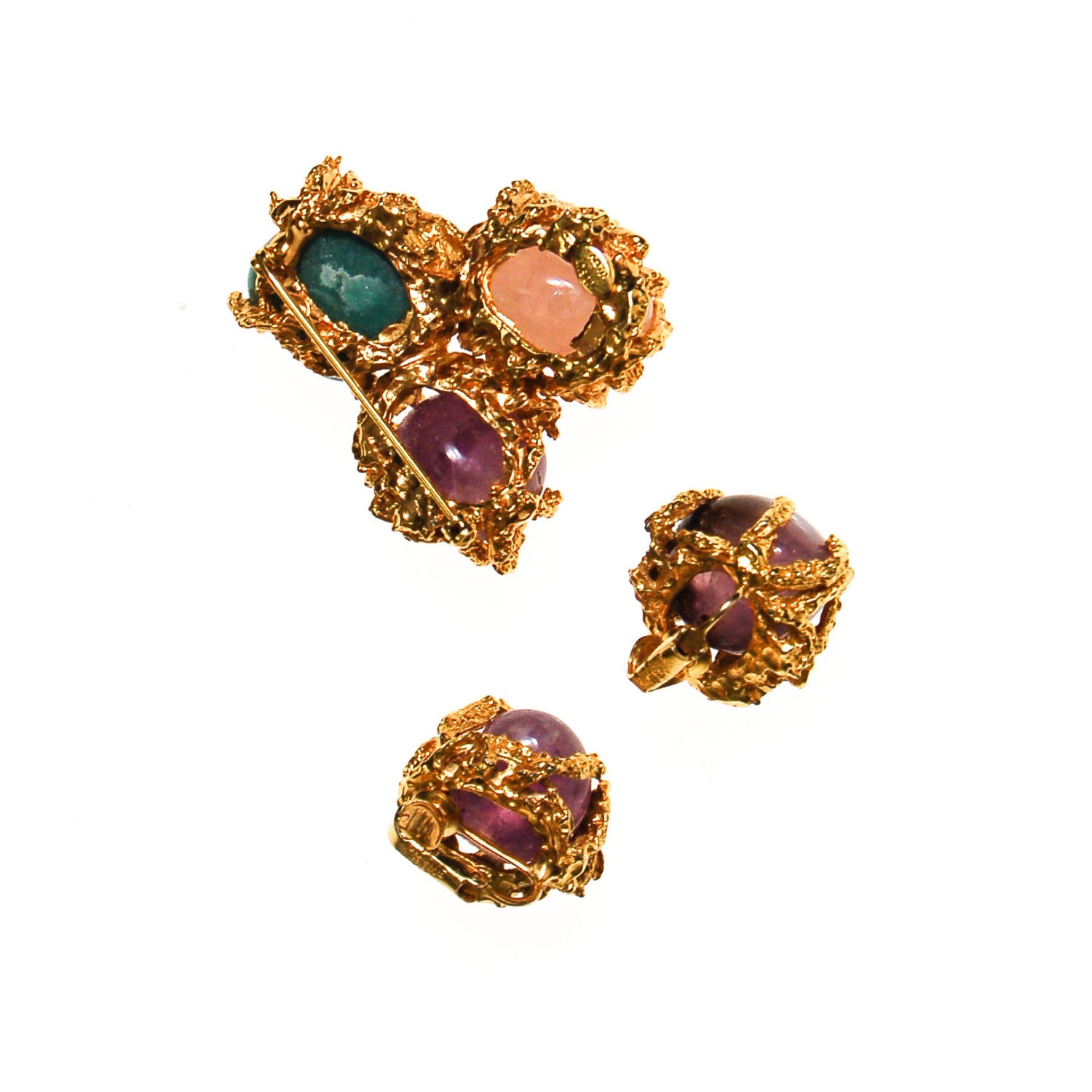 Vogue Jewelry Green,Purple Jade and Rose Quartz Brooch and Earrings Set by Vogue Jewelry - Vintage Meet Modern Vintage Jewelry - Chicago, Illinois - #oldhollywoodglamour #vintagemeetmodern #designervintage #jewelrybox #antiquejewelry #vintagejewelry