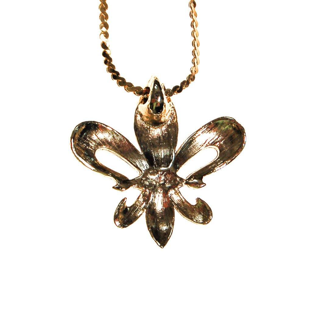 White and Gold Fleur De Lis Pendant Necklace by Unsigned Beauty - Vintage Meet Modern Vintage Jewelry - Chicago, Illinois - #oldhollywoodglamour #vintagemeetmodern #designervintage #jewelrybox #antiquejewelry #vintagejewelry