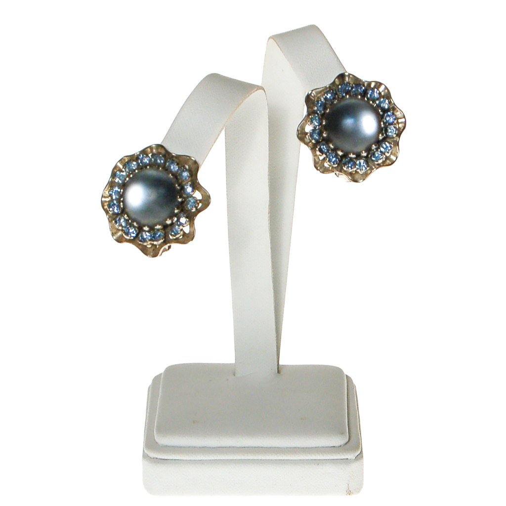 Blue Frosted Crystal Rhinestone Earrings by Unsigned Beauty - Vintage Meet Modern Vintage Jewelry - Chicago, Illinois - #oldhollywoodglamour #vintagemeetmodern #designervintage #jewelrybox #antiquejewelry #vintagejewelry