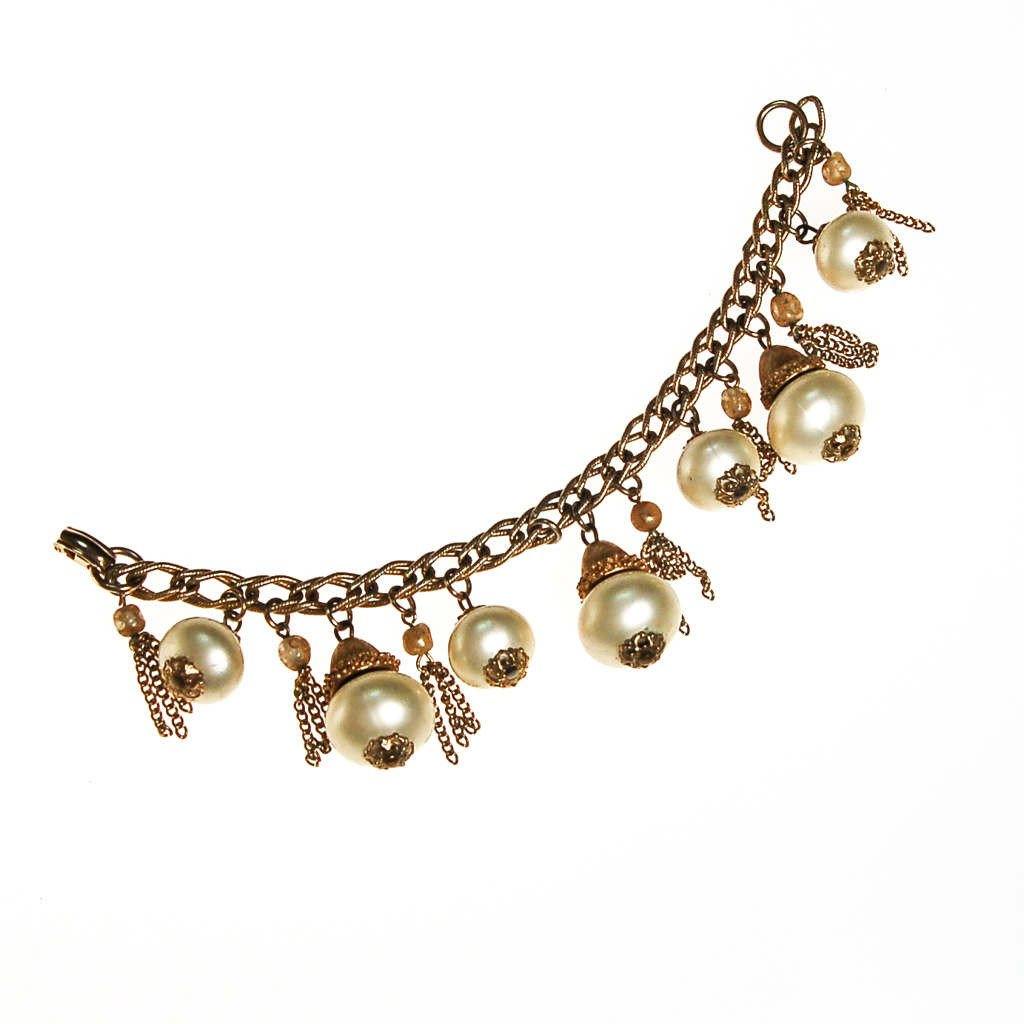 Pearl and Gold Tassel Charm Bracelet by Mid Century Modern - Vintage Meet Modern Vintage Jewelry - Chicago, Illinois - #oldhollywoodglamour #vintagemeetmodern #designervintage #jewelrybox #antiquejewelry #vintagejewelry