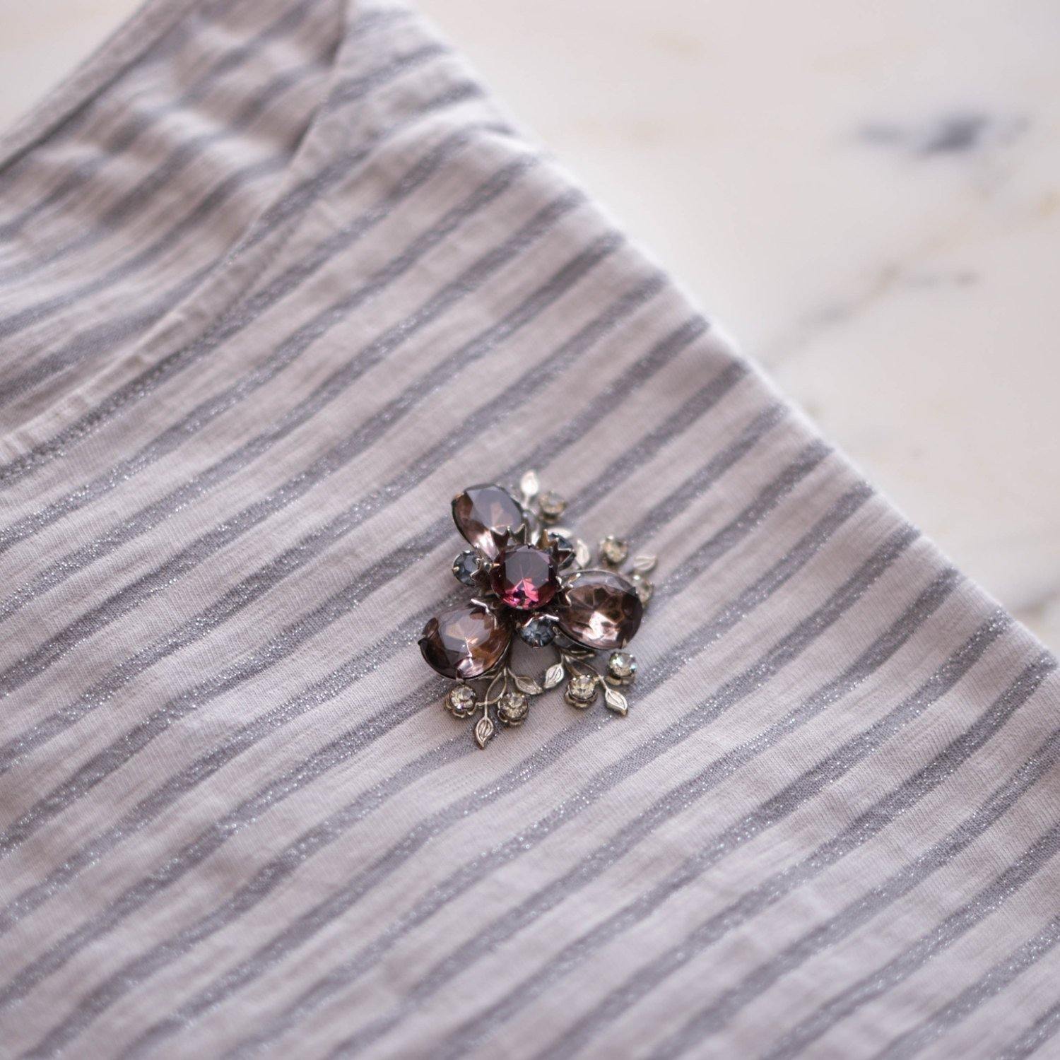 Purple and Smokey Gray Rhinestone Flower Brooch by Unsigned Beauty - Vintage Meet Modern Vintage Jewelry - Chicago, Illinois - #oldhollywoodglamour #vintagemeetmodern #designervintage #jewelrybox #antiquejewelry #vintagejewelry