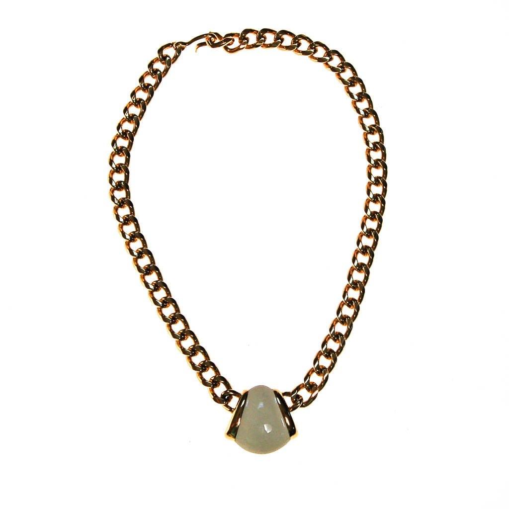 Gold Monet Necklace with Cream Pendant, Classic design