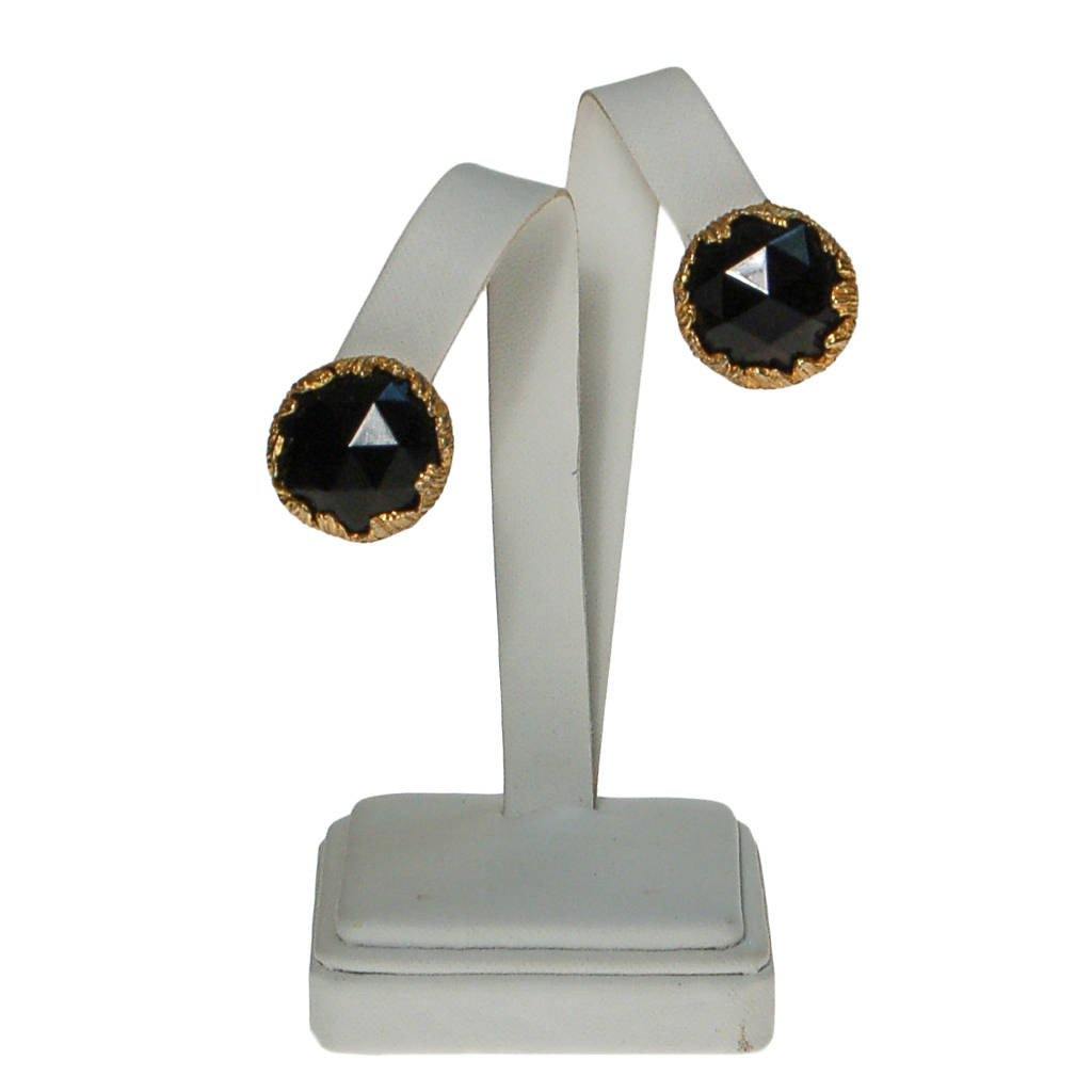Jonne House of Schrager Black and Gold Clip Earrings by House of Schrager - Vintage Meet Modern Vintage Jewelry - Chicago, Illinois - #oldhollywoodglamour #vintagemeetmodern #designervintage #jewelrybox #antiquejewelry #vintagejewelry