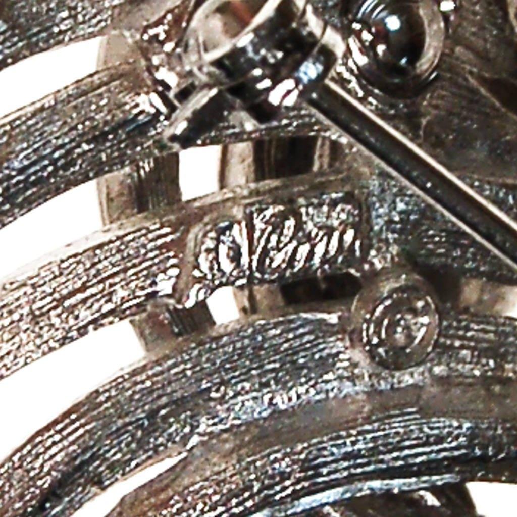 Coro Silver Modernist Abstract Brooch by Coro - Vintage Meet Modern Vintage Jewelry - Chicago, Illinois - #oldhollywoodglamour #vintagemeetmodern #designervintage #jewelrybox #antiquejewelry #vintagejewelry