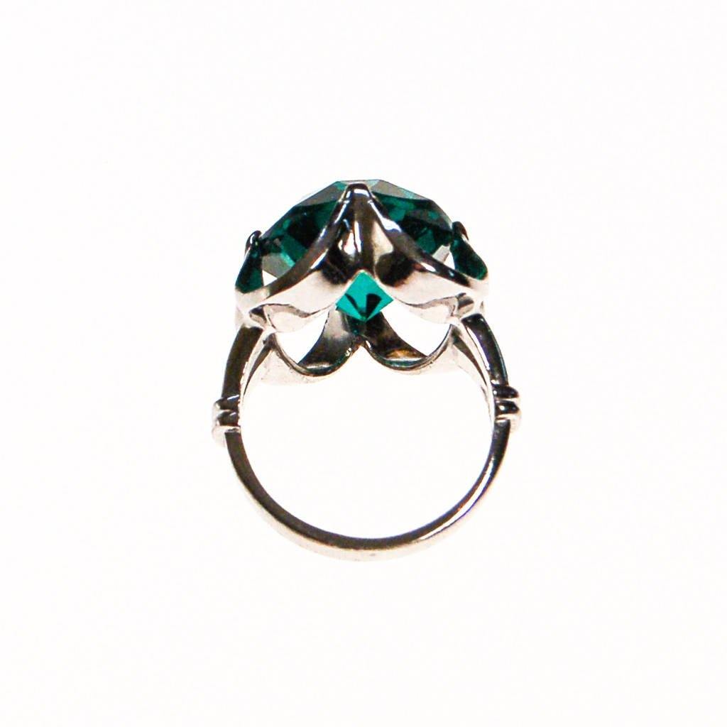 Emerald Green Crystal Statement Ring set in Sterling Silver by Sterling Silver - Vintage Meet Modern Vintage Jewelry - Chicago, Illinois - #oldhollywoodglamour #vintagemeetmodern #designervintage #jewelrybox #antiquejewelry #vintagejewelry