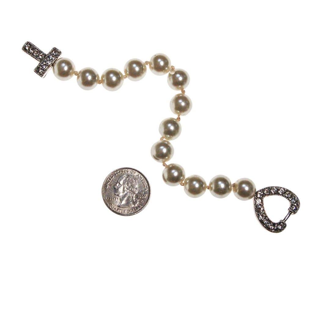 Pearl Bracelet with Rhinestone Heart Clasp by 1980s - Vintage Meet Modern Vintage Jewelry - Chicago, Illinois - #oldhollywoodglamour #vintagemeetmodern #designervintage #jewelrybox #antiquejewelry #vintagejewelry