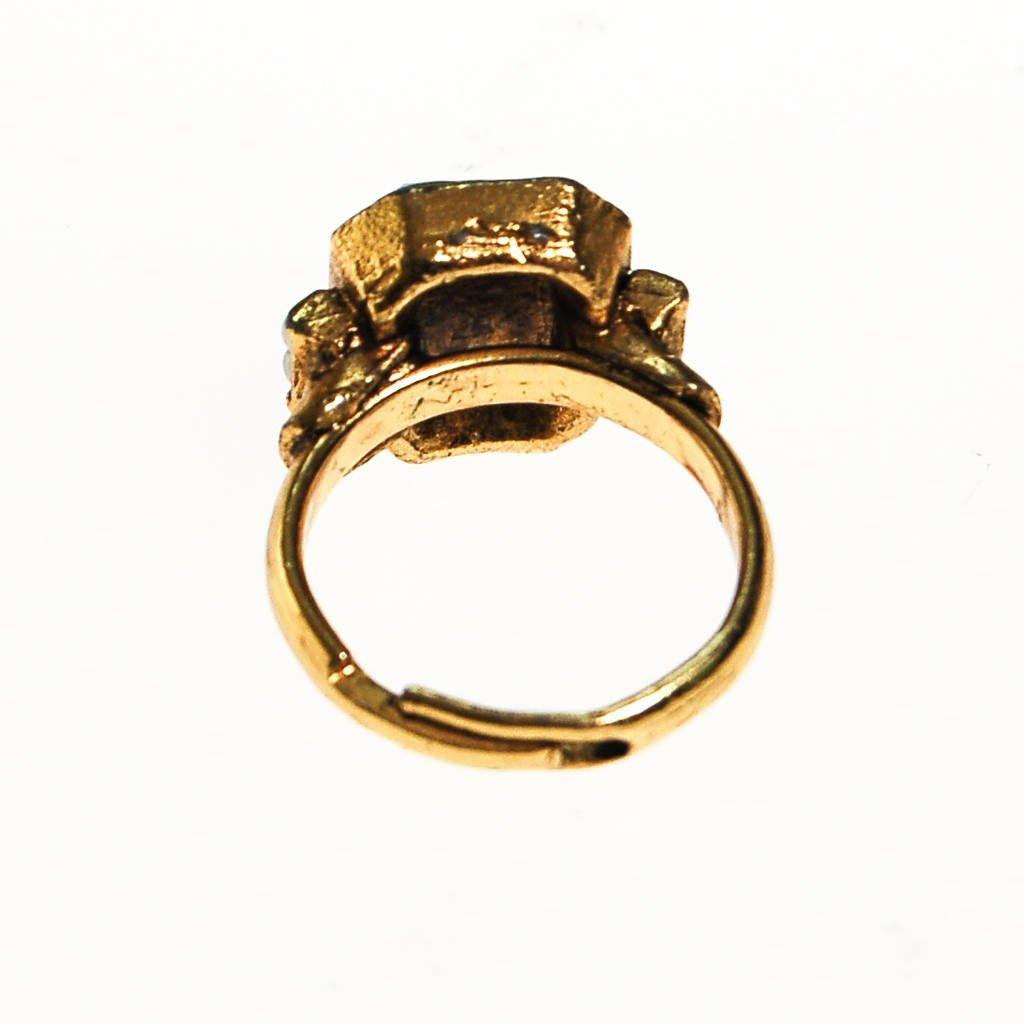 Emerald Green Ring with Pearls, Gold tone, Victorian Revival by unsigned - Vintage Meet Modern Vintage Jewelry - Chicago, Illinois - #oldhollywoodglamour #vintagemeetmodern #designervintage #jewelrybox #antiquejewelry #vintagejewelry