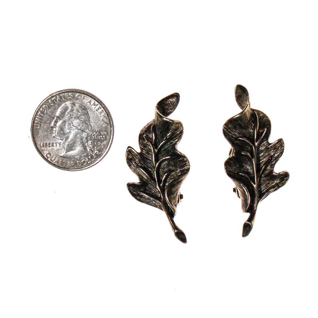 Oscar de la Renta Silver Leaf Earrings by Oscar de la Renta - Vintage Meet Modern Vintage Jewelry - Chicago, Illinois - #oldhollywoodglamour #vintagemeetmodern #designervintage #jewelrybox #antiquejewelry #vintagejewelry