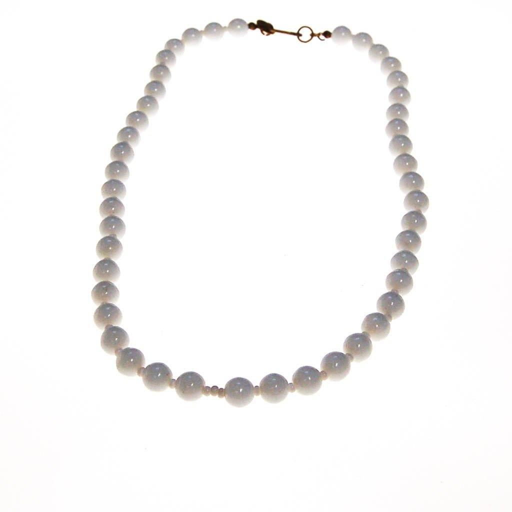 Miriam Haskell Milk Glass Beaded Necklace by Miriam Haskell - Vintage Meet Modern Vintage Jewelry - Chicago, Illinois - #oldhollywoodglamour #vintagemeetmodern #designervintage #jewelrybox #antiquejewelry #vintagejewelry