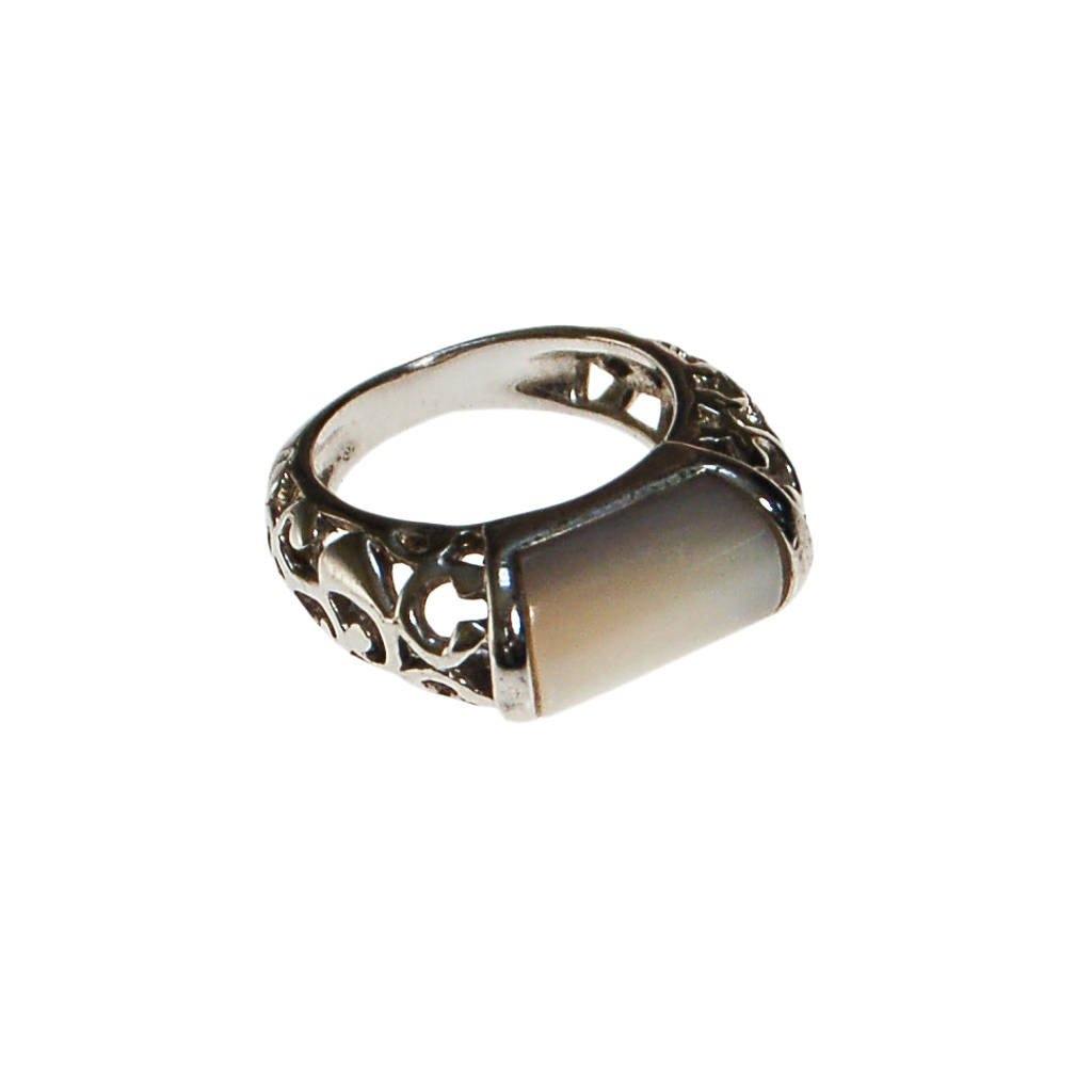 Mother of Pearl, Silver Filigree Cutwork, Band Ring, Ring Size 5.5