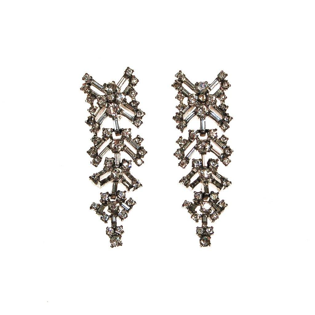 Fabulous 1930s Rhinestone Chandelier Waterfall Dangling Drop Earrings, Clip On by unsigned - Vintage Meet Modern Vintage Jewelry - Chicago, Illinois - #oldhollywoodglamour #vintagemeetmodern #designervintage #jewelrybox #antiquejewelry #vintagejewelry