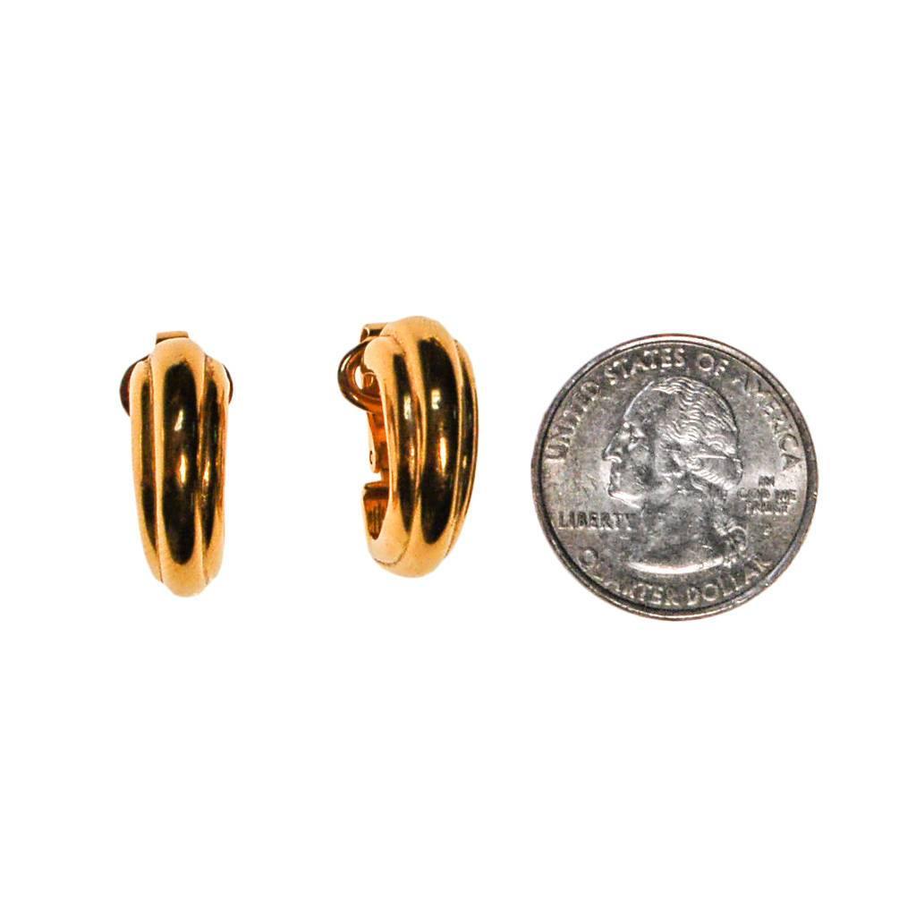 Crown Trifari Gold Ribbed Hoop Earrings by Crown Trifari - Vintage Meet Modern Vintage Jewelry - Chicago, Illinois - #oldhollywoodglamour #vintagemeetmodern #designervintage #jewelrybox #antiquejewelry #vintagejewelry