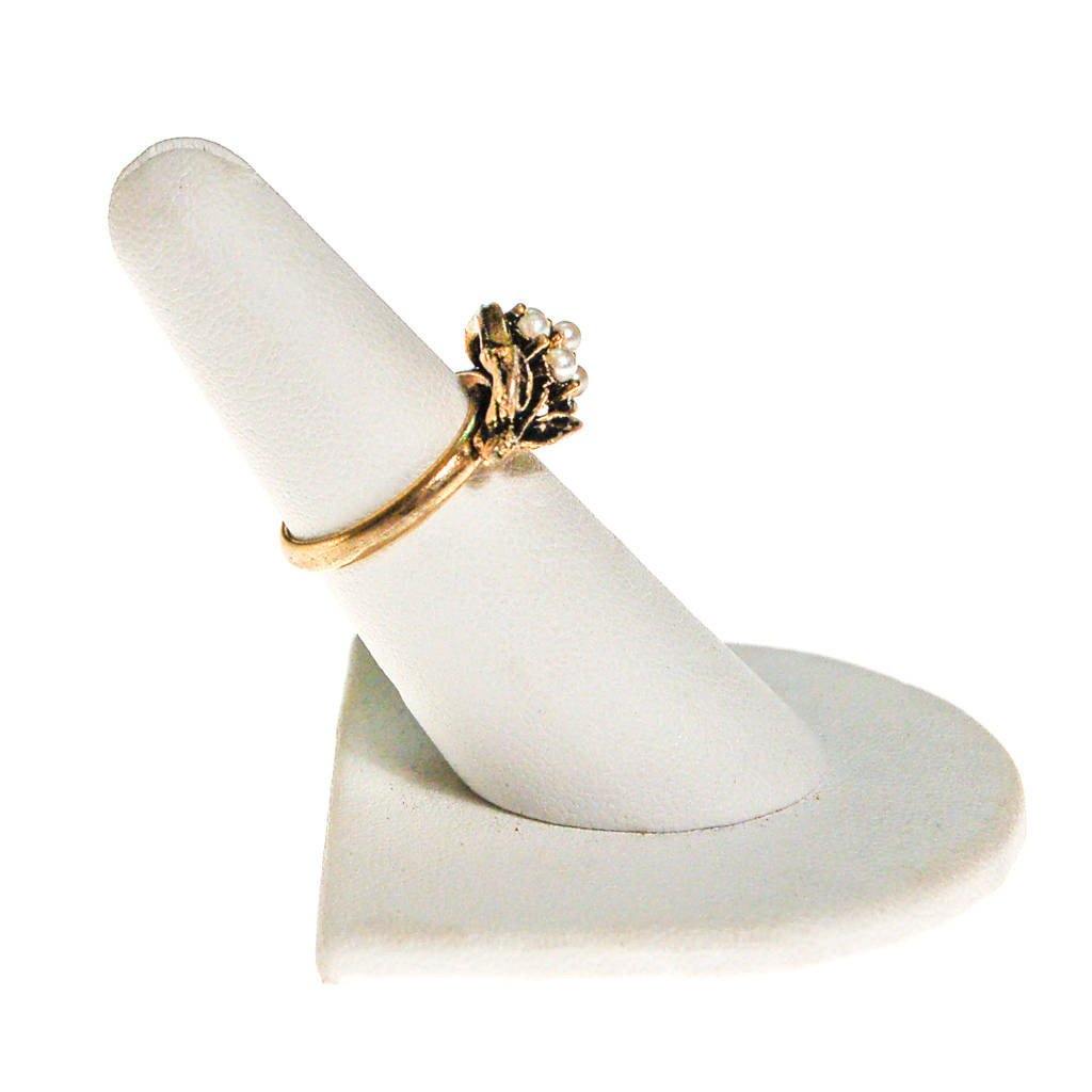 Pearl Daisy Flower Ring by Mid Century Modern - Vintage Meet Modern Vintage Jewelry - Chicago, Illinois - #oldhollywoodglamour #vintagemeetmodern #designervintage #jewelrybox #antiquejewelry #vintagejewelry