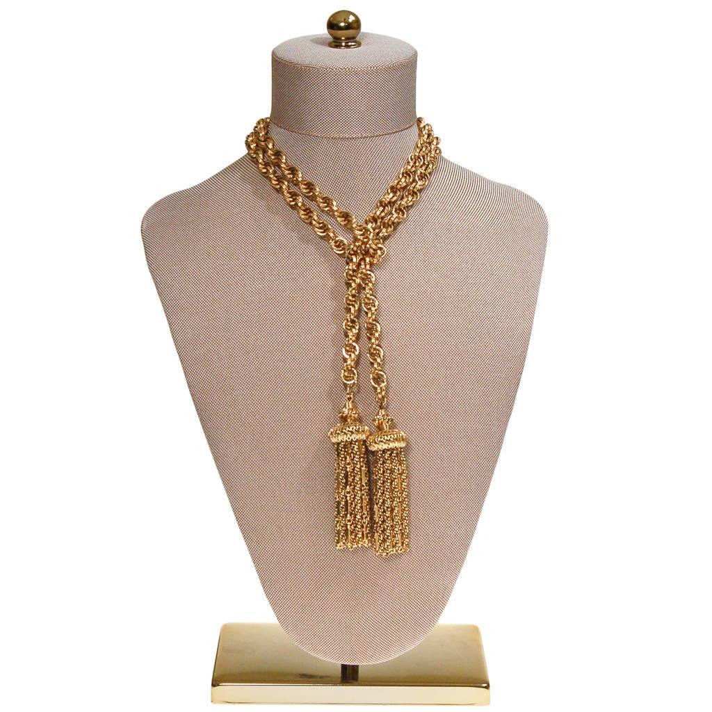 Vintage Monet Gold Tassel Lariat Necklace by Monet - Vintage Meet Modern Vintage Jewelry - Chicago, Illinois - #oldhollywoodglamour #vintagemeetmodern #designervintage #jewelrybox #antiquejewelry #vintagejewelry