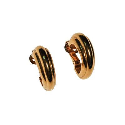 Crown Trifari Gold Ribbed Hoop Earrings by Crown Trifari - Vintage Meet Modern Vintage Jewelry - Chicago, Illinois - #oldhollywoodglamour #vintagemeetmodern #designervintage #jewelrybox #antiquejewelry #vintagejewelry