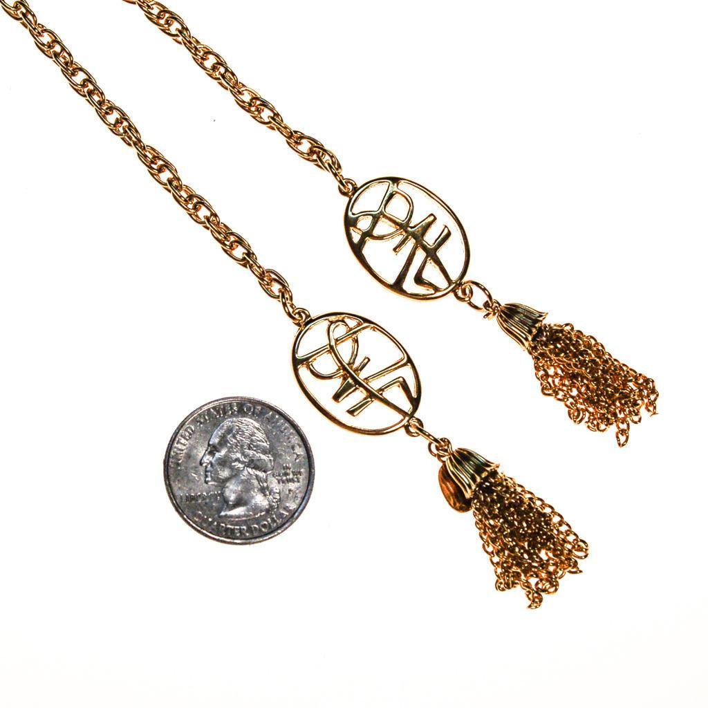 Diane von Furstenberg Gold Tassel Lariat Necklace, DVF, Designer Vintage Jewelry, 1970s by Diane Von Furstenberg - Vintage Meet Modern Vintage Jewelry - Chicago, Illinois - #oldhollywoodglamour #vintagemeetmodern #designervintage #jewelrybox #antiquejewelry #vintagejewelry