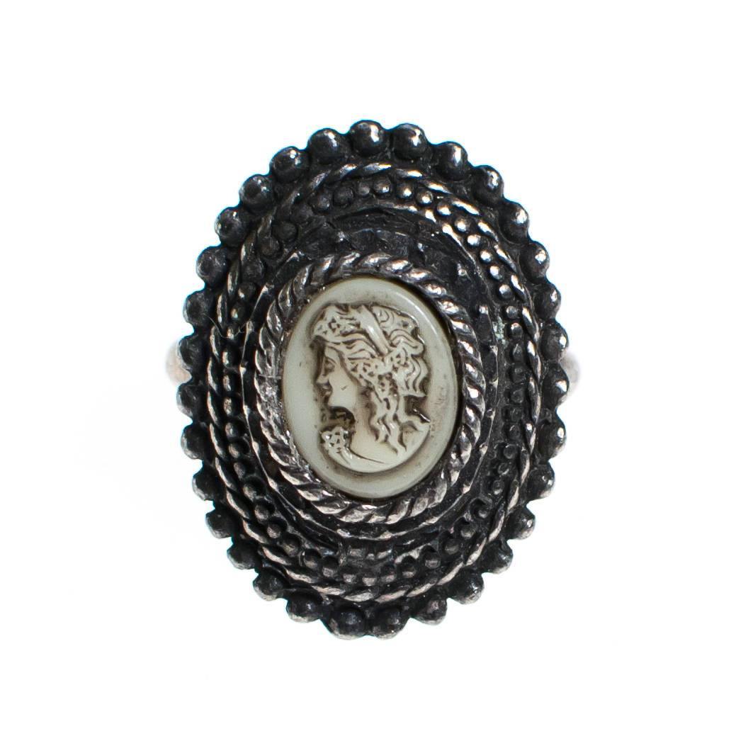 Vintage Silver Tone Cameo Ring by 1960's - Vintage Meet Modern Vintage Jewelry - Chicago, Illinois - #oldhollywoodglamour #vintagemeetmodern #designervintage #jewelrybox #antiquejewelry #vintagejewelry