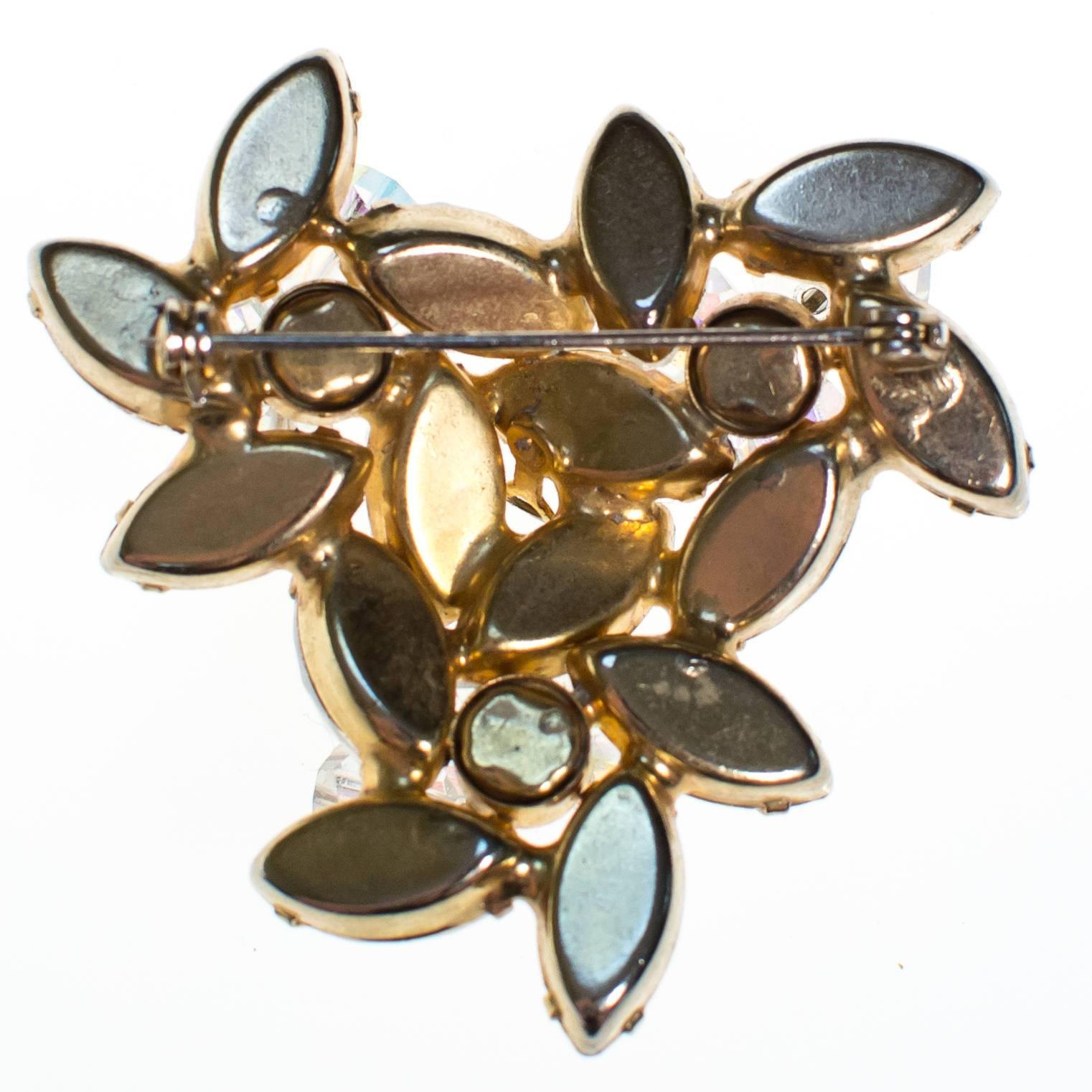 Vintage Aurora Borealis Cha Cha Crystal Rhinestone Brooch by Aurora Borealis - Vintage Meet Modern Vintage Jewelry - Chicago, Illinois - #oldhollywoodglamour #vintagemeetmodern #designervintage #jewelrybox #antiquejewelry #vintagejewelry