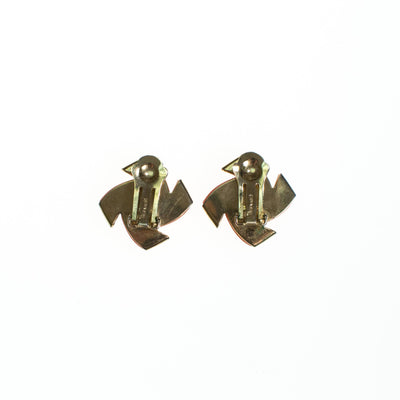 Vintage Crown Trifar Coral Lucite and Gold Geometric Earrings by Crown Trifari - Vintage Meet Modern Vintage Jewelry - Chicago, Illinois - #oldhollywoodglamour #vintagemeetmodern #designervintage #jewelrybox #antiquejewelry #vintagejewelry