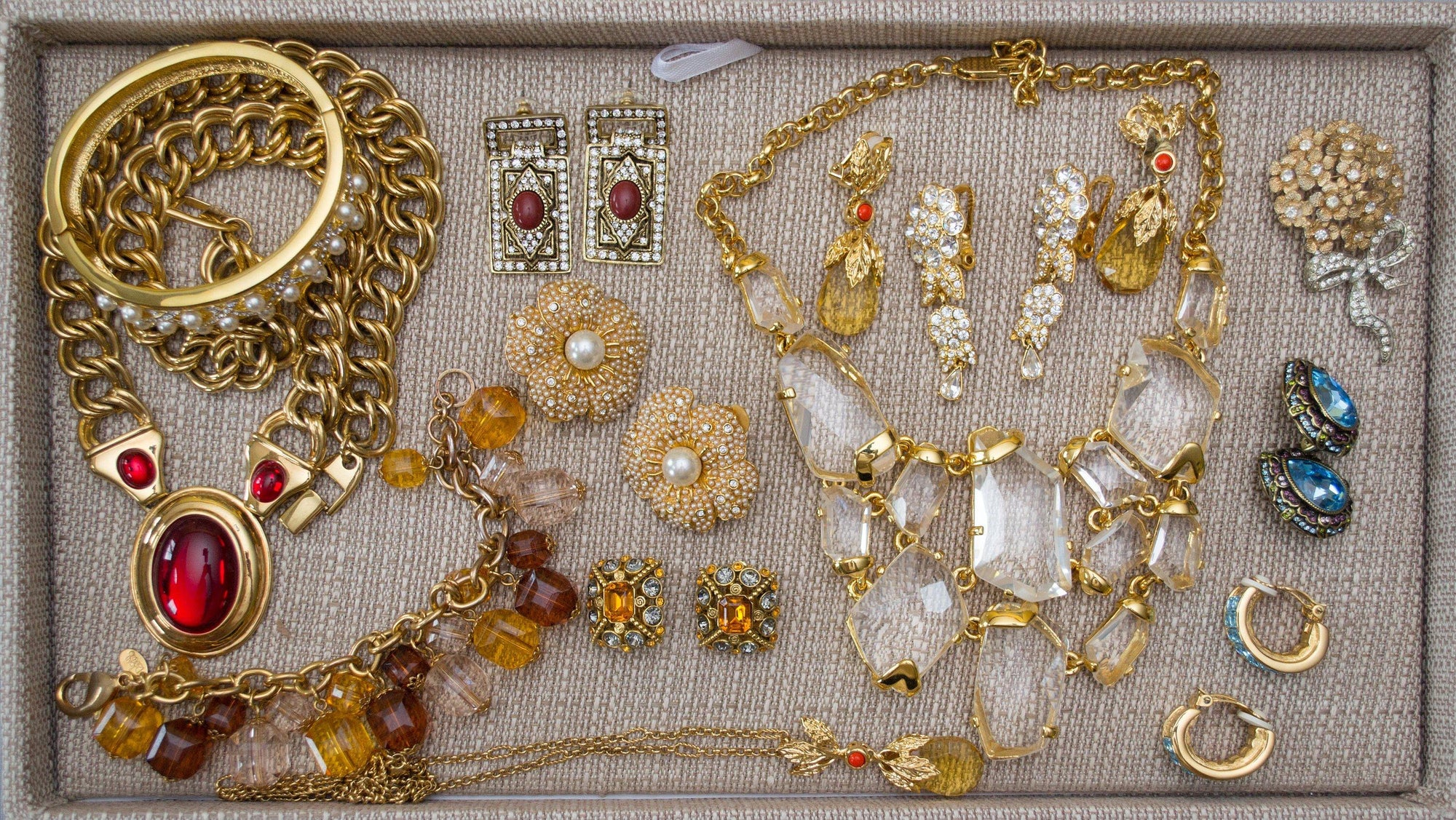 Vintage Joan Rivers Golden Citrine Rhinestones and Black Diamond Rhinestones Statement Earrings by Joan Rivers - Vintage Meet Modern Vintage Jewelry - Chicago, Illinois - #oldhollywoodglamour #vintagemeetmodern #designervintage #jewelrybox #antiquejewelry #vintagejewelry