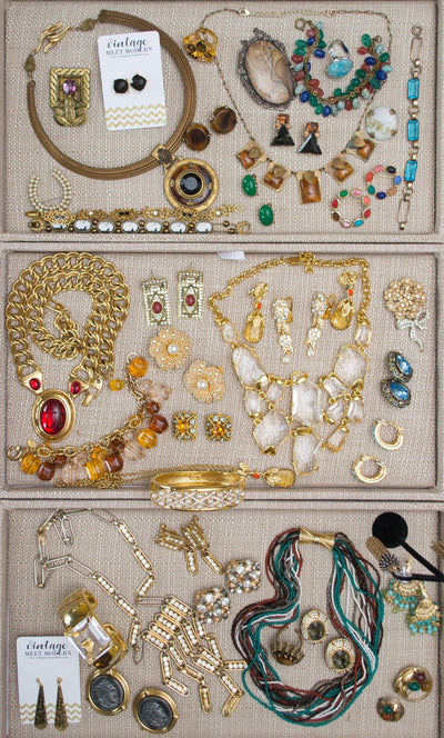 Vintage Francesca Visconti Citrine Crystal Drop Earrings by Francesca Visconti - Vintage Meet Modern Vintage Jewelry - Chicago, Illinois - #oldhollywoodglamour #vintagemeetmodern #designervintage #jewelrybox #antiquejewelry #vintagejewelry