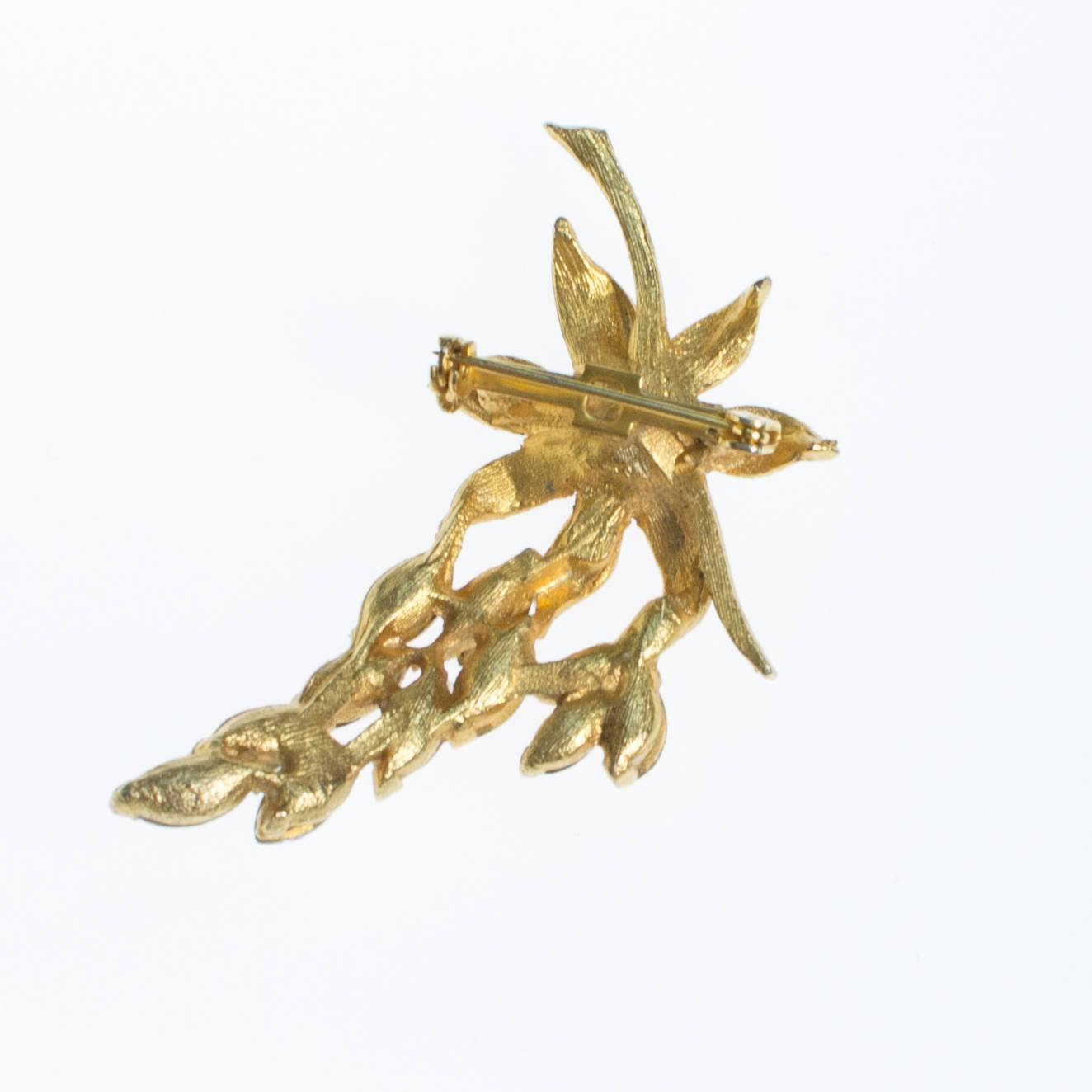 Gold Rhinestone Flower Brooch by 1960s - Vintage Meet Modern Vintage Jewelry - Chicago, Illinois - #oldhollywoodglamour #vintagemeetmodern #designervintage #jewelrybox #antiquejewelry #vintagejewelry