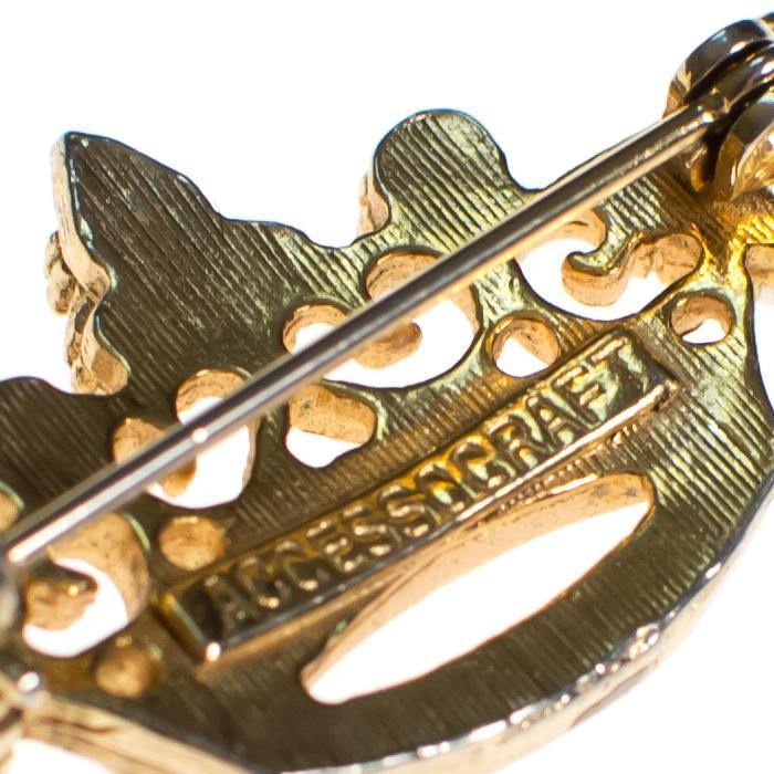 Vintage Accessocraft NYC Gold Crown Brooch with Pearls by Accessocraft NYC - Vintage Meet Modern Vintage Jewelry - Chicago, Illinois - #oldhollywoodglamour #vintagemeetmodern #designervintage #jewelrybox #antiquejewelry #vintagejewelry
