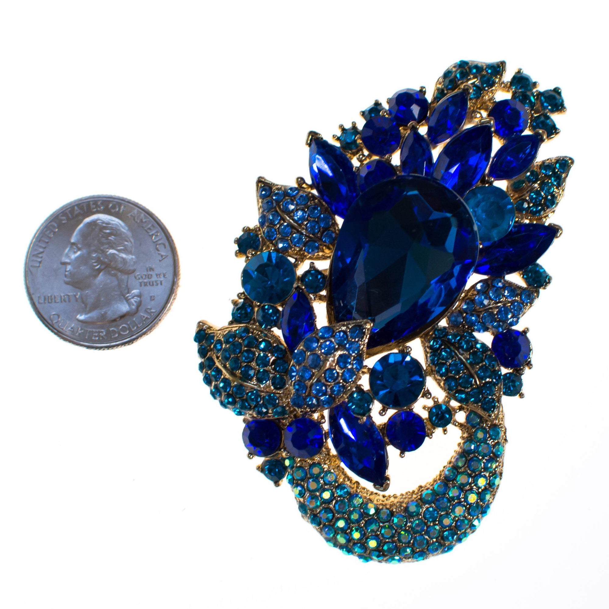 Vintage Shades of Blue Rhinestone Brooch Pendant by Unsigned Beauty - Vintage Meet Modern Vintage Jewelry - Chicago, Illinois - #oldhollywoodglamour #vintagemeetmodern #designervintage #jewelrybox #antiquejewelry #vintagejewelry