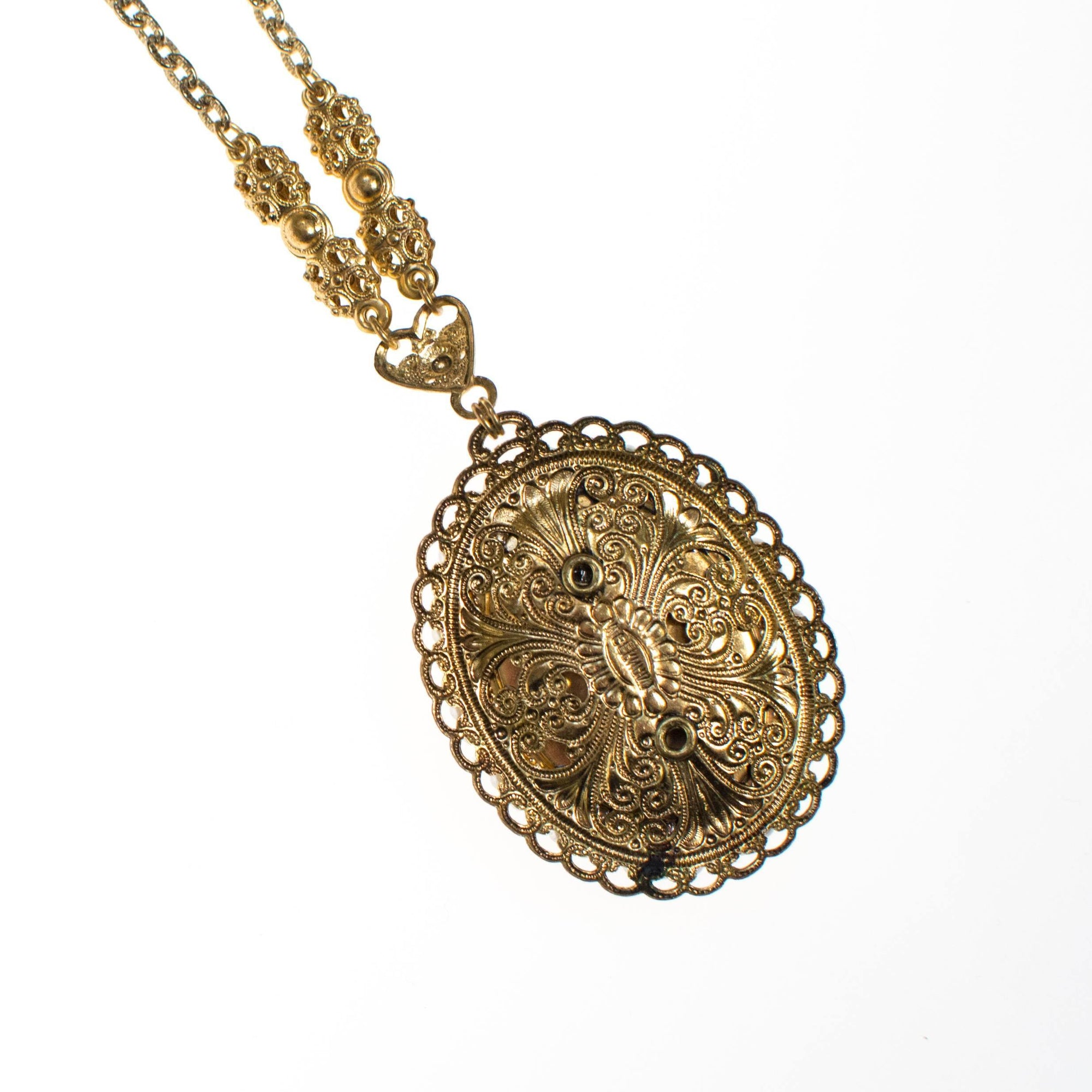 Floral Filigree Pendant Necklace by West Germany - Vintage Meet Modern Vintage Jewelry - Chicago, Illinois - #oldhollywoodglamour #vintagemeetmodern #designervintage #jewelrybox #antiquejewelry #vintagejewelry