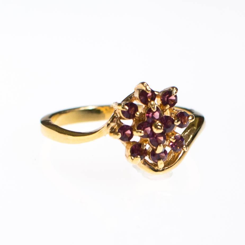 Amethyst Gold Plated Flower Ring by Amethyst - Vintage Meet Modern Vintage Jewelry - Chicago, Illinois - #oldhollywoodglamour #vintagemeetmodern #designervintage #jewelrybox #antiquejewelry #vintagejewelry