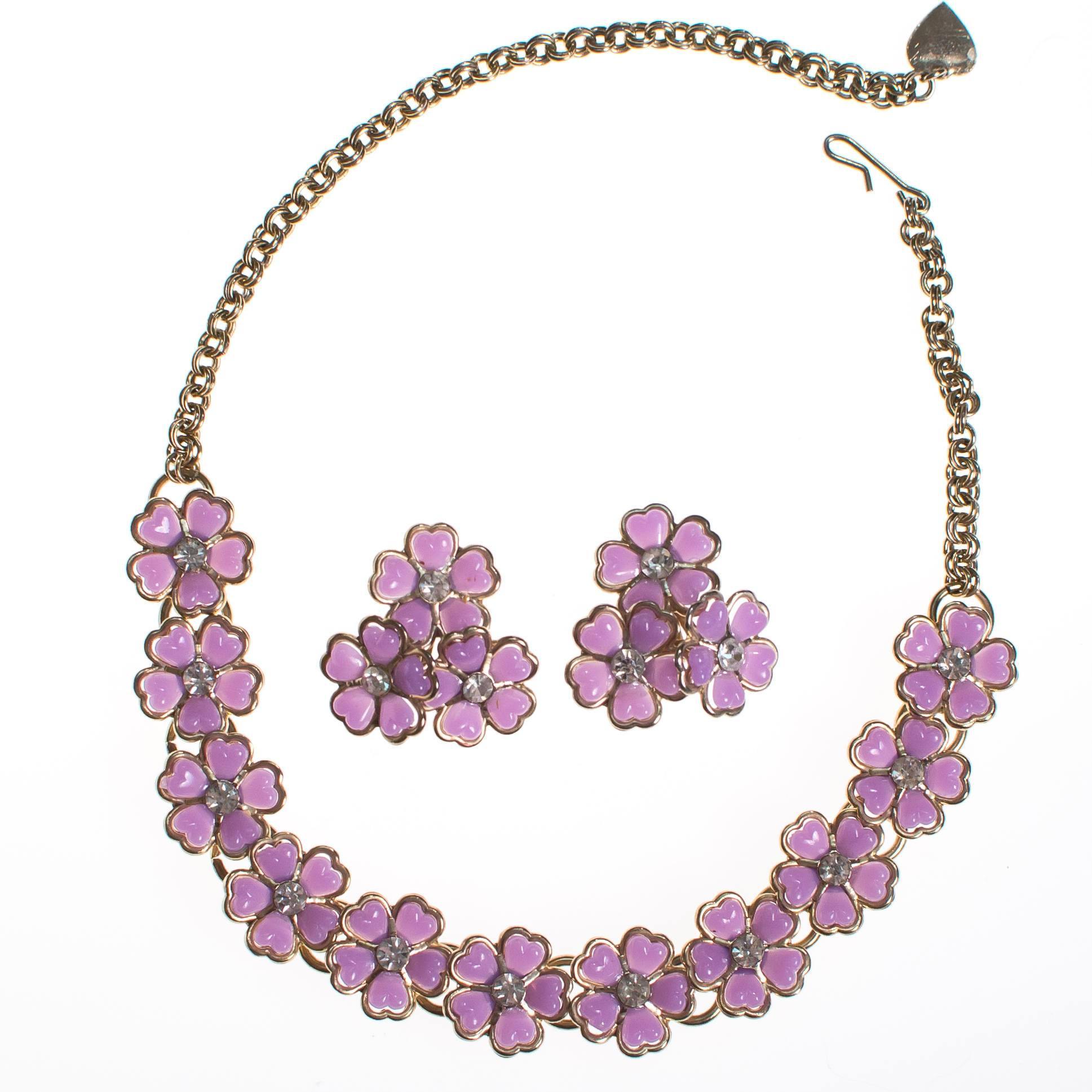 Purple Lucite Flower Necklace by 1950s - Vintage Meet Modern Vintage Jewelry - Chicago, Illinois - #oldhollywoodglamour #vintagemeetmodern #designervintage #jewelrybox #antiquejewelry #vintagejewelry