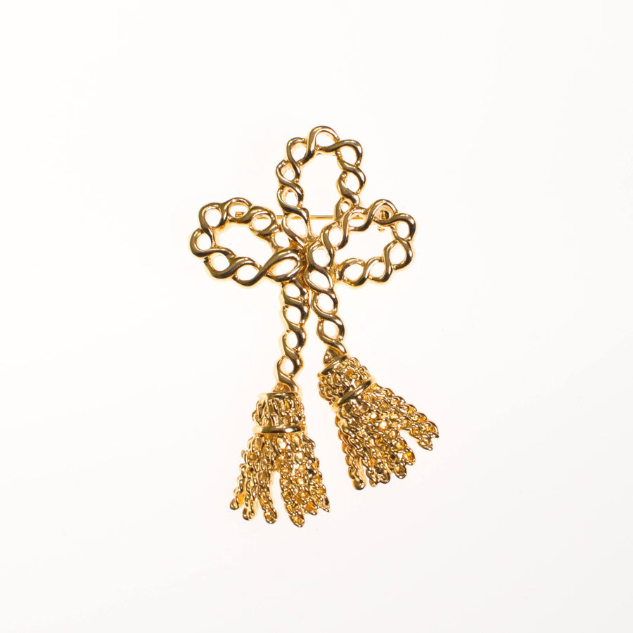 Vintage St John Couture Gold Tassel Brooch by St John Couture - Vintage Meet Modern Vintage Jewelry - Chicago, Illinois - #oldhollywoodglamour #vintagemeetmodern #designervintage #jewelrybox #antiquejewelry #vintagejewelry