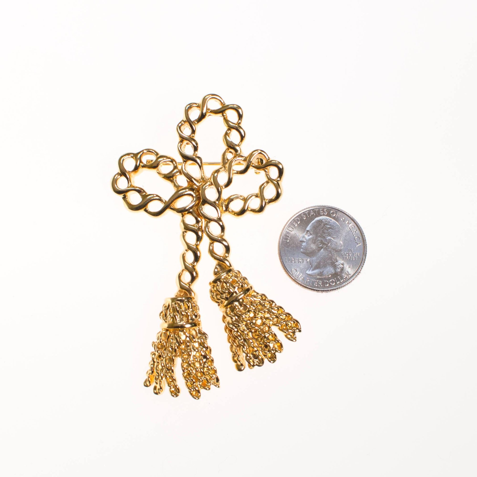 Vintage St John Couture Gold Tassel Brooch by St John Couture - Vintage Meet Modern Vintage Jewelry - Chicago, Illinois - #oldhollywoodglamour #vintagemeetmodern #designervintage #jewelrybox #antiquejewelry #vintagejewelry