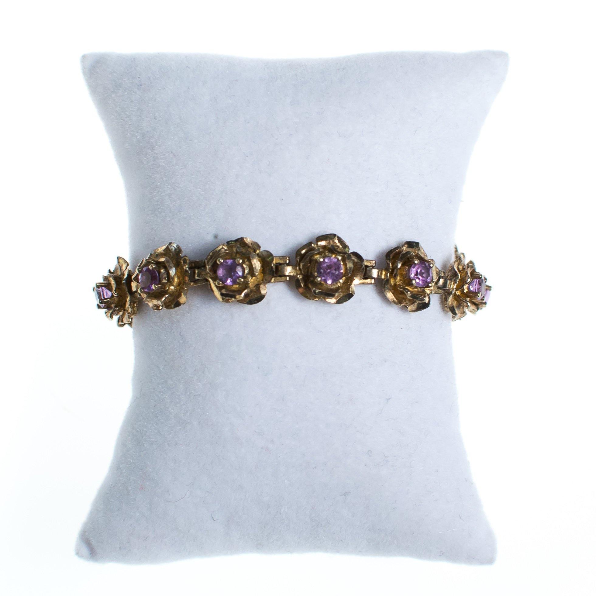 Vintage Gold Flower Bracelet with Amethyst by 1980s - Vintage Meet Modern Vintage Jewelry - Chicago, Illinois - #oldhollywoodglamour #vintagemeetmodern #designervintage #jewelrybox #antiquejewelry #vintagejewelry