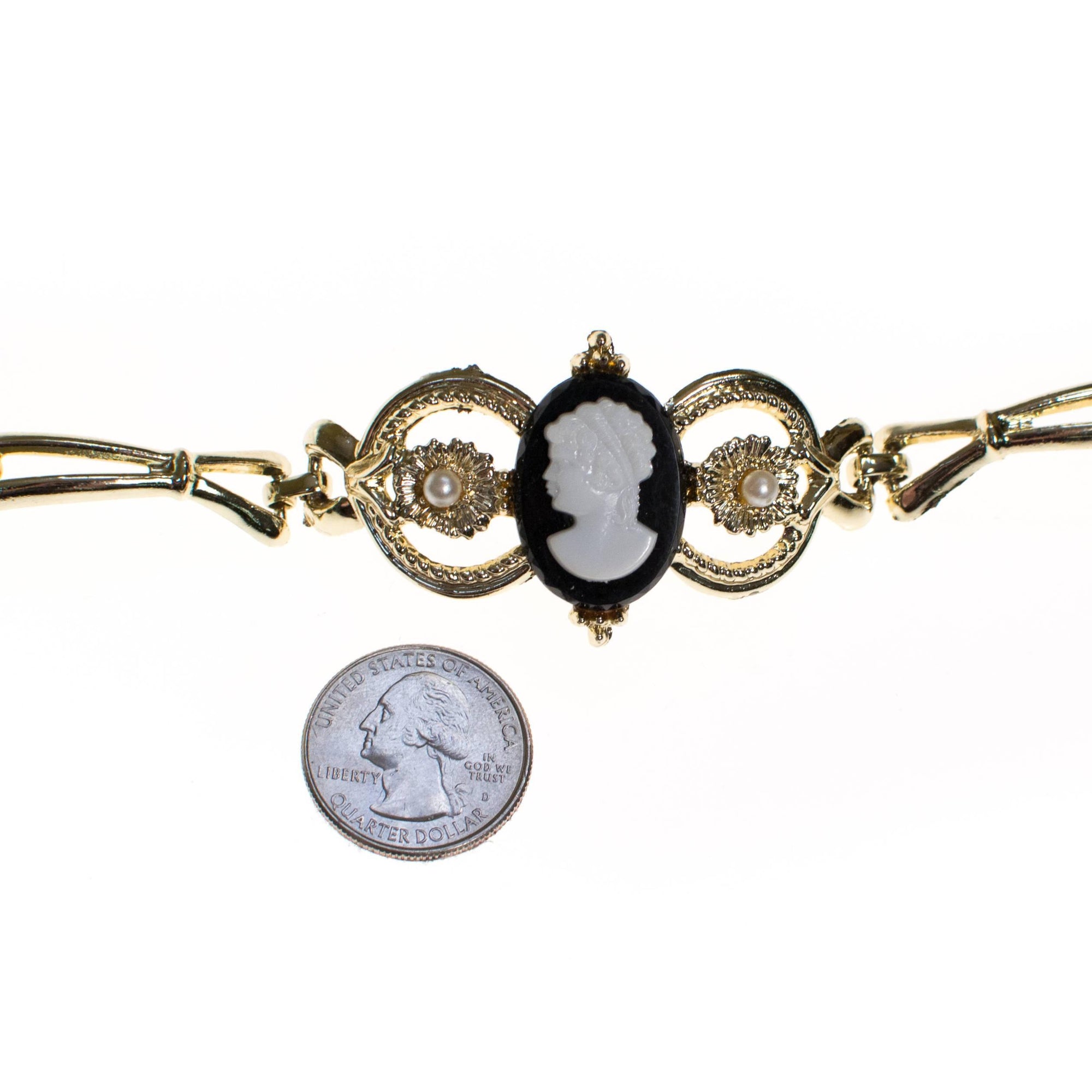 Vintage Cameo Bracelet by Cameo - Vintage Meet Modern Vintage Jewelry - Chicago, Illinois - #oldhollywoodglamour #vintagemeetmodern #designervintage #jewelrybox #antiquejewelry #vintagejewelry