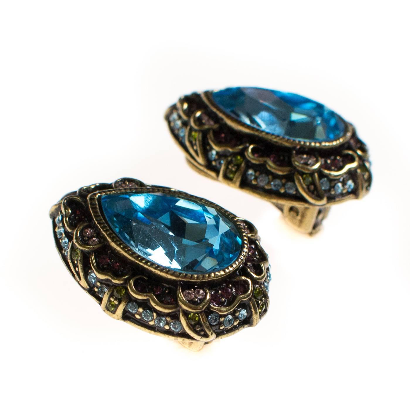Vintage Heidi Daus Blue Crystal Earrings by Heidi Daus - Vintage Meet Modern Vintage Jewelry - Chicago, Illinois - #oldhollywoodglamour #vintagemeetmodern #designervintage #jewelrybox #antiquejewelry #vintagejewelry