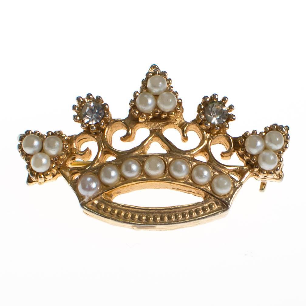 Vintage Accessocraft NYC Gold Crown Brooch with Pearls