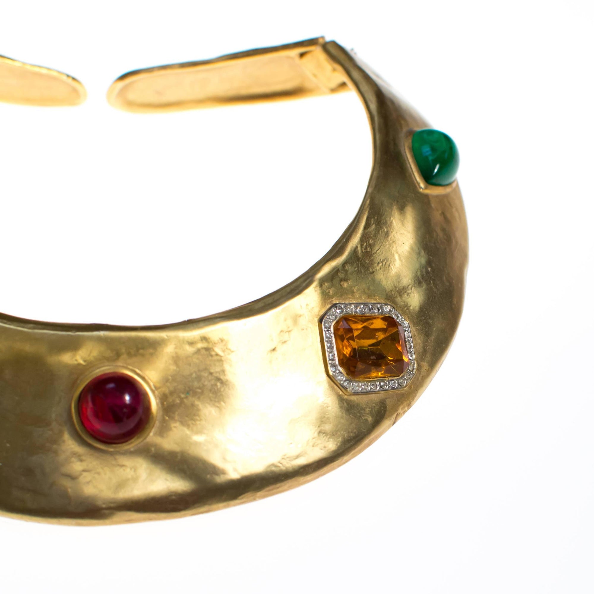 Vintage Gold Jewel Tone Statement Necklace by 1970s - Vintage Meet Modern Vintage Jewelry - Chicago, Illinois - #oldhollywoodglamour #vintagemeetmodern #designervintage #jewelrybox #antiquejewelry #vintagejewelry