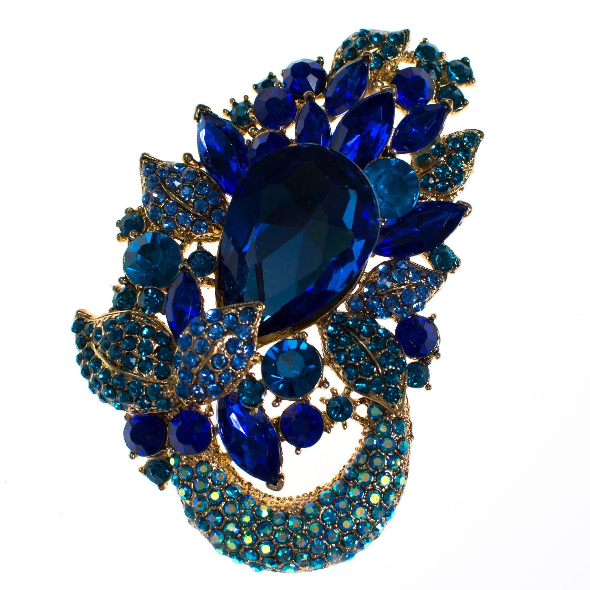 Vintage Shades of Blue Rhinestone Brooch Pendant by Unsigned Beauty - Vintage Meet Modern Vintage Jewelry - Chicago, Illinois - #oldhollywoodglamour #vintagemeetmodern #designervintage #jewelrybox #antiquejewelry #vintagejewelry