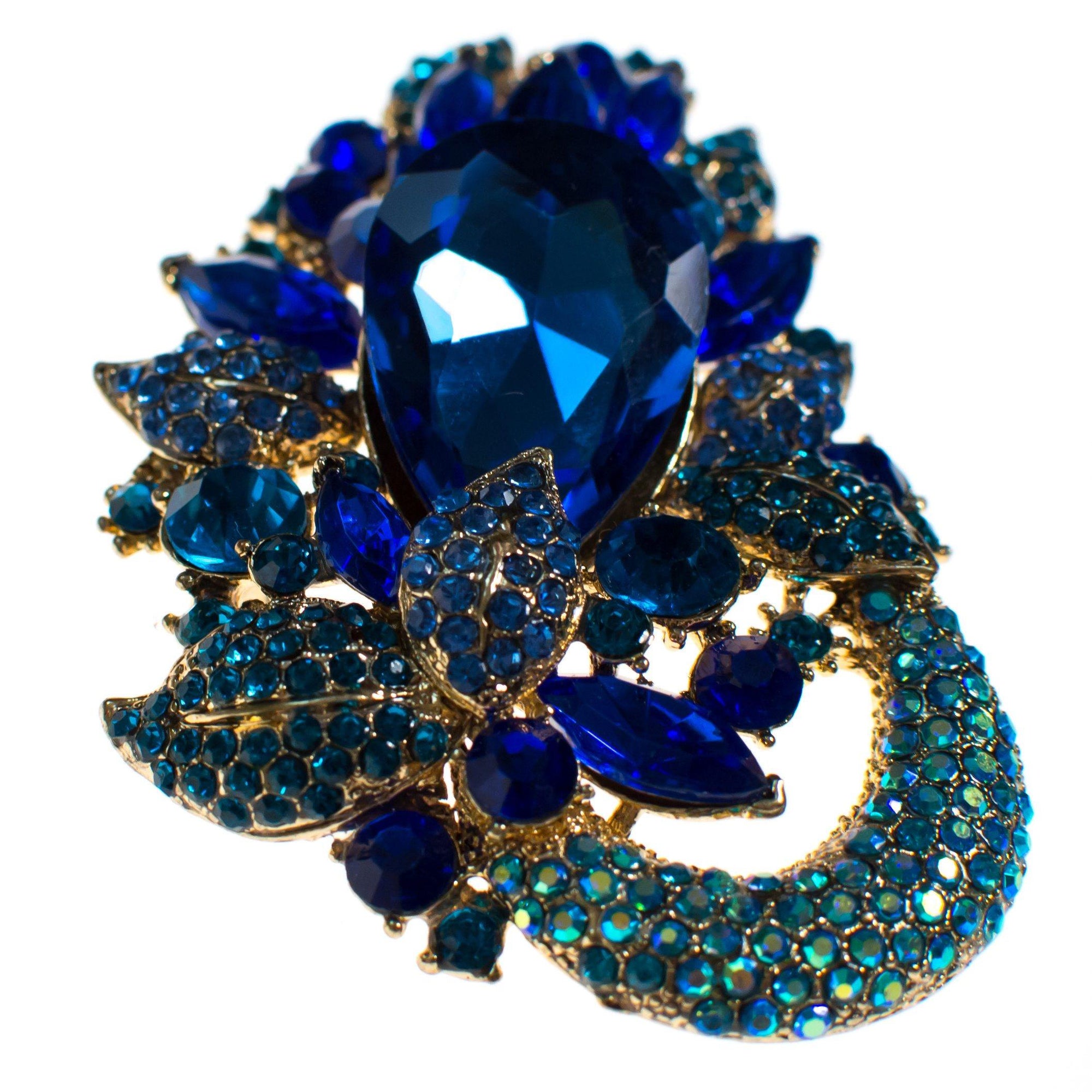Vintage Shades of Blue Rhinestone Brooch Pendant by Unsigned Beauty - Vintage Meet Modern Vintage Jewelry - Chicago, Illinois - #oldhollywoodglamour #vintagemeetmodern #designervintage #jewelrybox #antiquejewelry #vintagejewelry