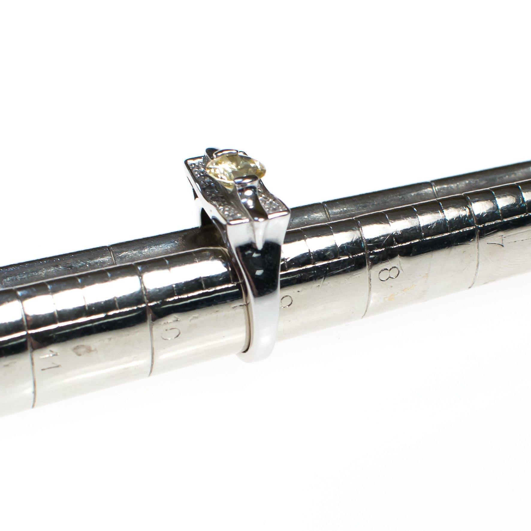 Vintage Yellow Diamond CZ Ring, Sterling Silver, Size 9 by Sterling Silver - Vintage Meet Modern Vintage Jewelry - Chicago, Illinois - #oldhollywoodglamour #vintagemeetmodern #designervintage #jewelrybox #antiquejewelry #vintagejewelry