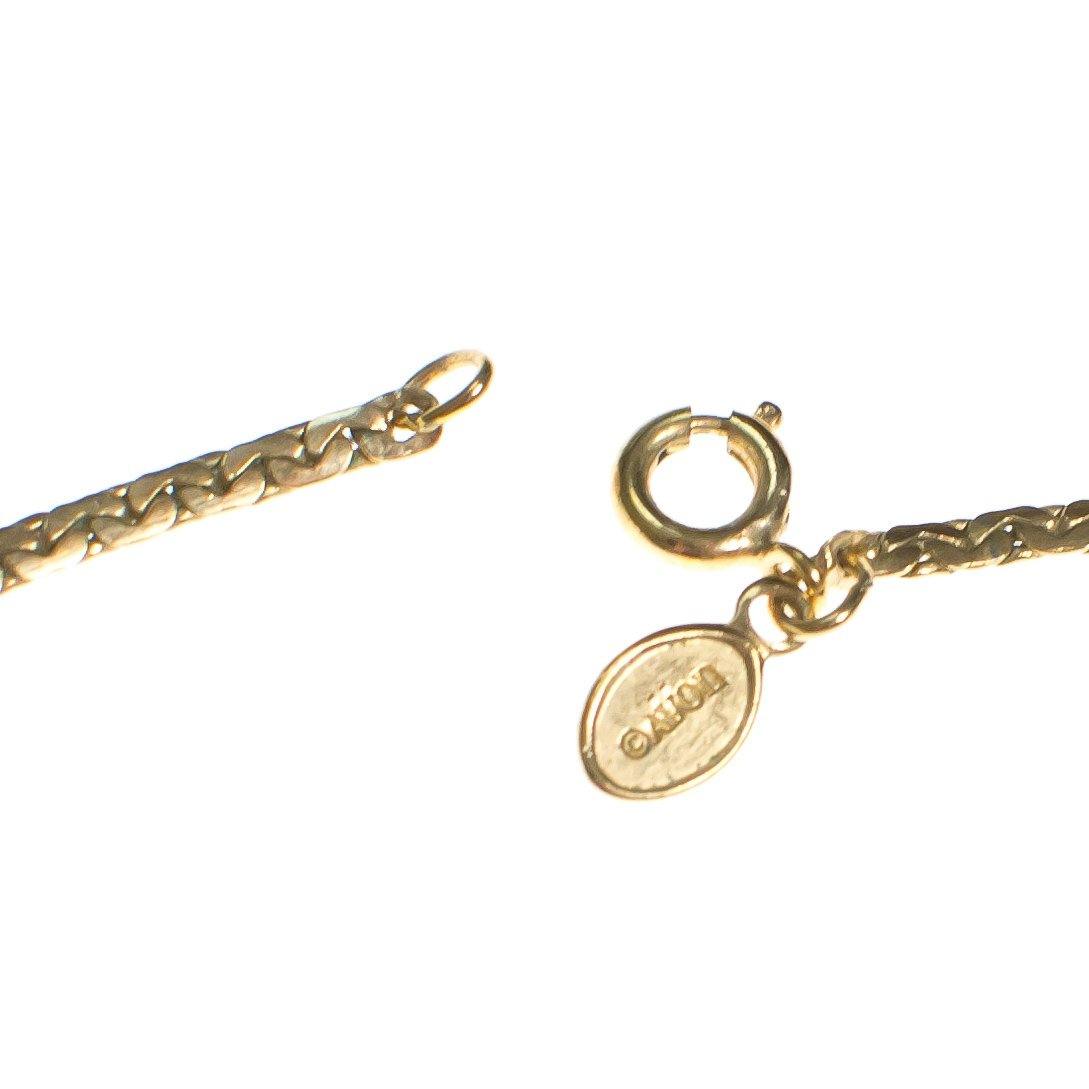 Vintage Avon Gold Bow Necklace Petite Dainty Minimalist by Avon - Vintage Meet Modern Vintage Jewelry - Chicago, Illinois - #oldhollywoodglamour #vintagemeetmodern #designervintage #jewelrybox #antiquejewelry #vintagejewelry