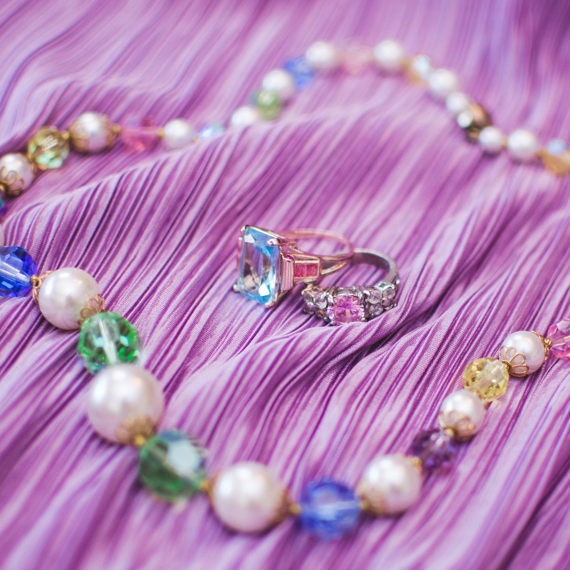 Vintage Aqua Crystal Emerald Cut Cocktail Statement Ring by Vintage Meet Modern - Vintage Meet Modern Vintage Jewelry - Chicago, Illinois - #oldhollywoodglamour #vintagemeetmodern #designervintage #jewelrybox #antiquejewelry #vintagejewelry