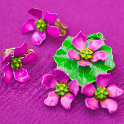 Vintage 1950s Painted Pink Enamel Flower Earrings by 1950s - Vintage Meet Modern Vintage Jewelry - Chicago, Illinois - #oldhollywoodglamour #vintagemeetmodern #designervintage #jewelrybox #antiquejewelry #vintagejewelry