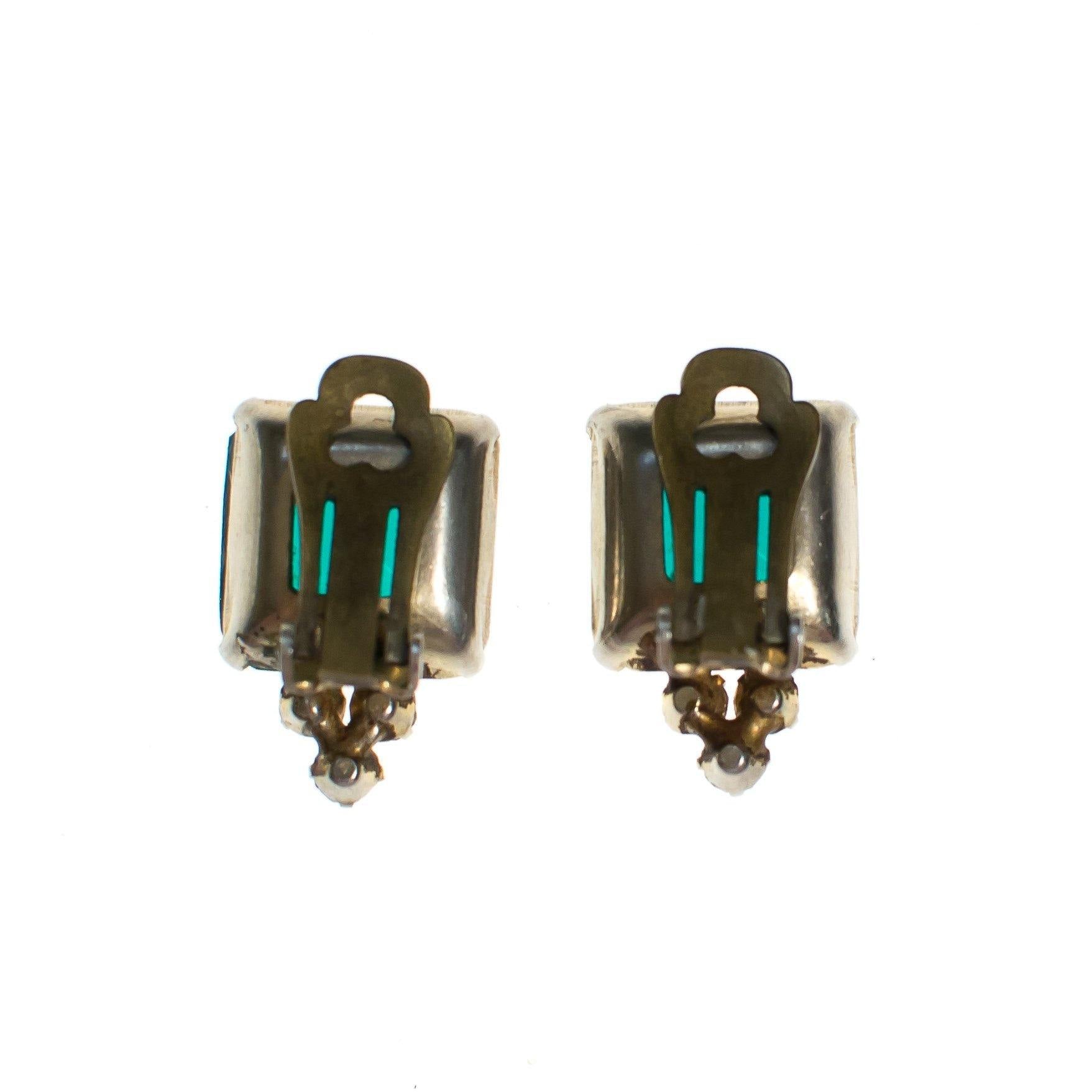 Vintage Art Deco Era Emerald Green Rhinestone Earrings, Clip-on, Clear Rhinestones by Art Deco - Vintage Meet Modern Vintage Jewelry - Chicago, Illinois - #oldhollywoodglamour #vintagemeetmodern #designervintage #jewelrybox #antiquejewelry #vintagejewelry