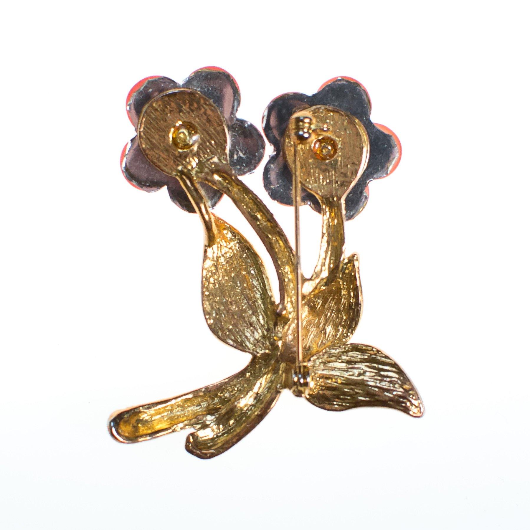 Vintage 1960s Blush Pink Lucite Flower Brooch by 1960s - Vintage Meet Modern Vintage Jewelry - Chicago, Illinois - #oldhollywoodglamour #vintagemeetmodern #designervintage #jewelrybox #antiquejewelry #vintagejewelry