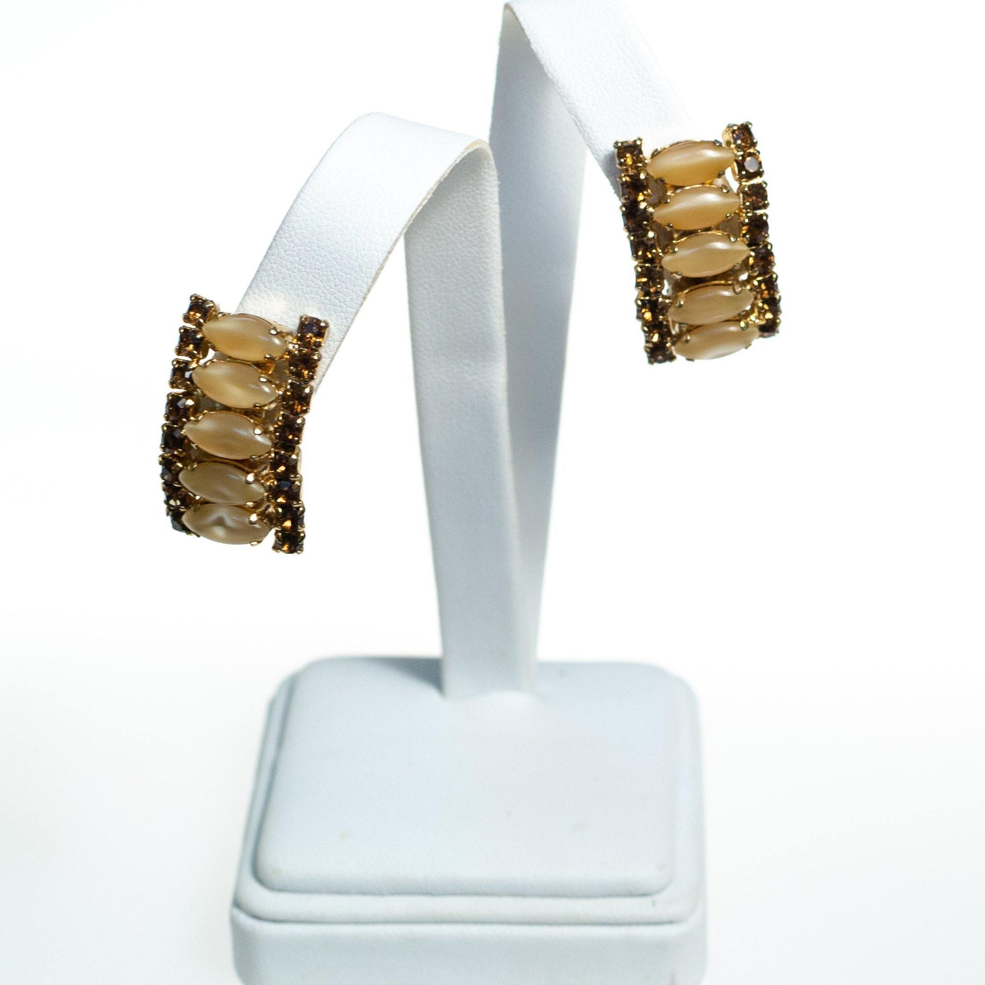 Vintage Champagne and Amber Rhinestones Earrings, Clip On by 1950s - Vintage Meet Modern Vintage Jewelry - Chicago, Illinois - #oldhollywoodglamour #vintagemeetmodern #designervintage #jewelrybox #antiquejewelry #vintagejewelry