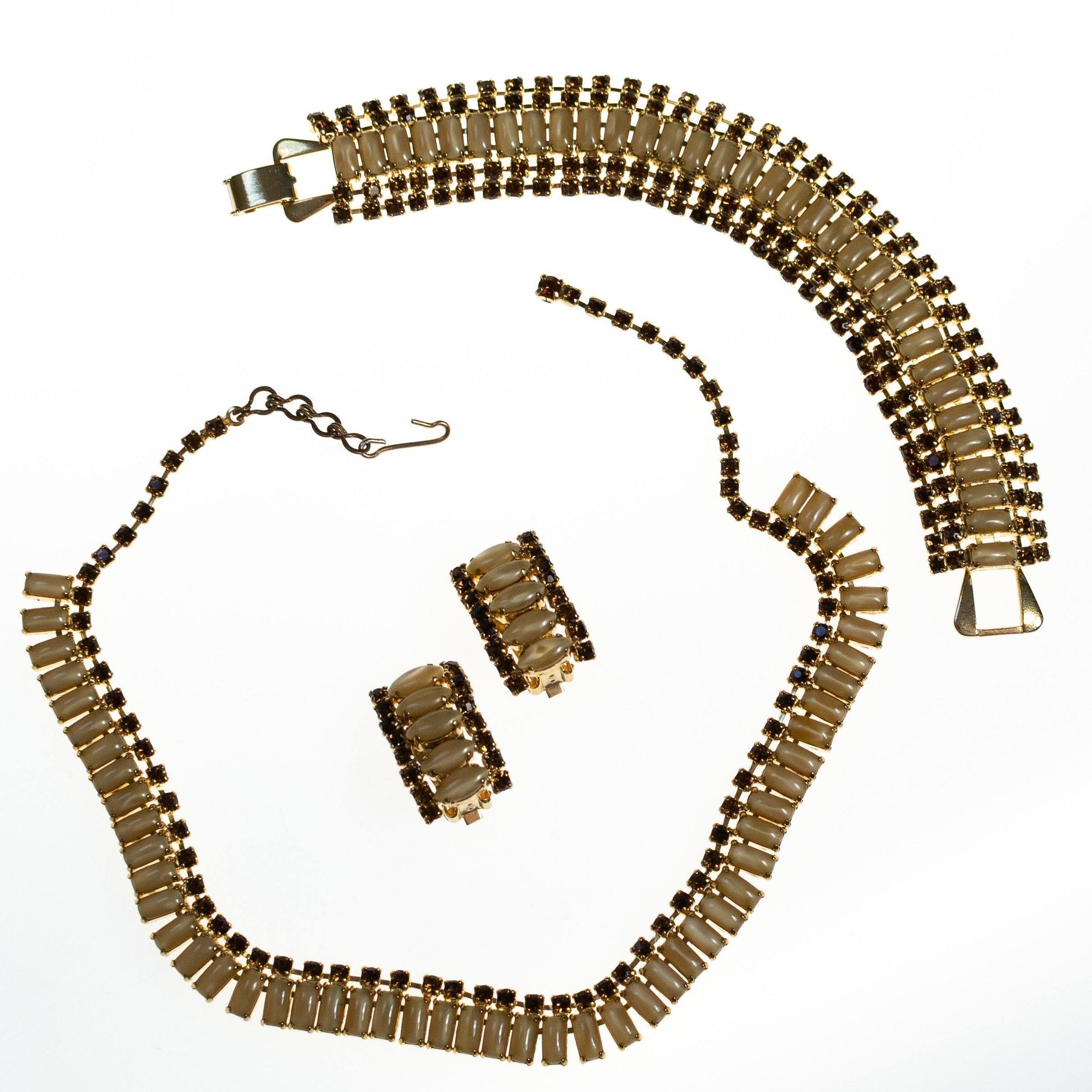 Vintage Champagne and Amber Rhinestones Earrings, Clip On by 1950s - Vintage Meet Modern Vintage Jewelry - Chicago, Illinois - #oldhollywoodglamour #vintagemeetmodern #designervintage #jewelrybox #antiquejewelry #vintagejewelry